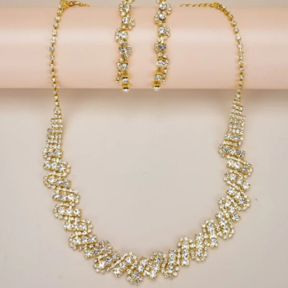 Best Gift Rhinestone Jewelry Set - Picture 3 of 6
